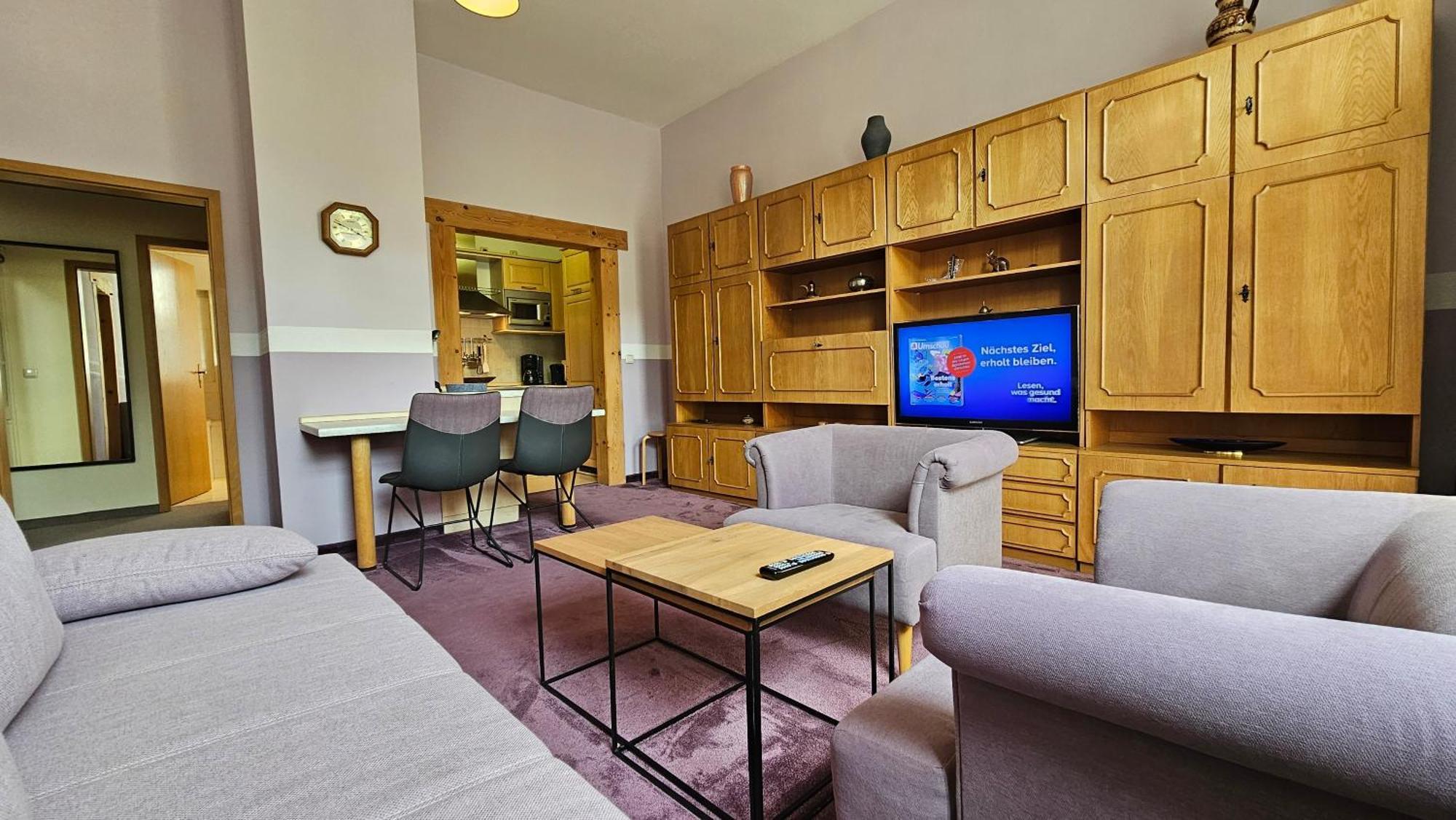 Pension Weisse Rose, Parkplatz, Fruehstueck, Wlan, Zentral Bad Elster Buitenkant foto