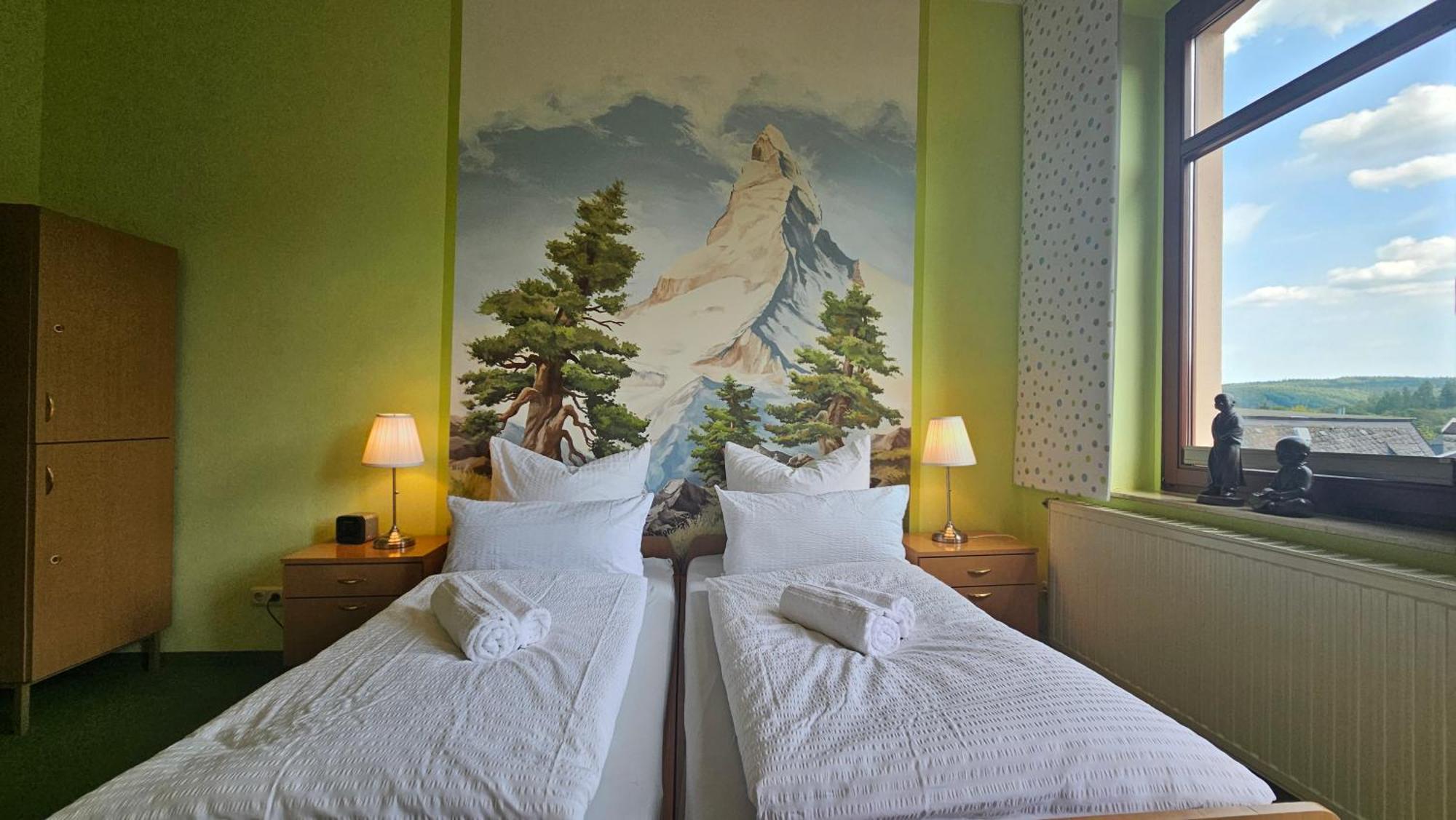 Pension Weisse Rose, Parkplatz, Fruehstueck, Wlan, Zentral Bad Elster Buitenkant foto