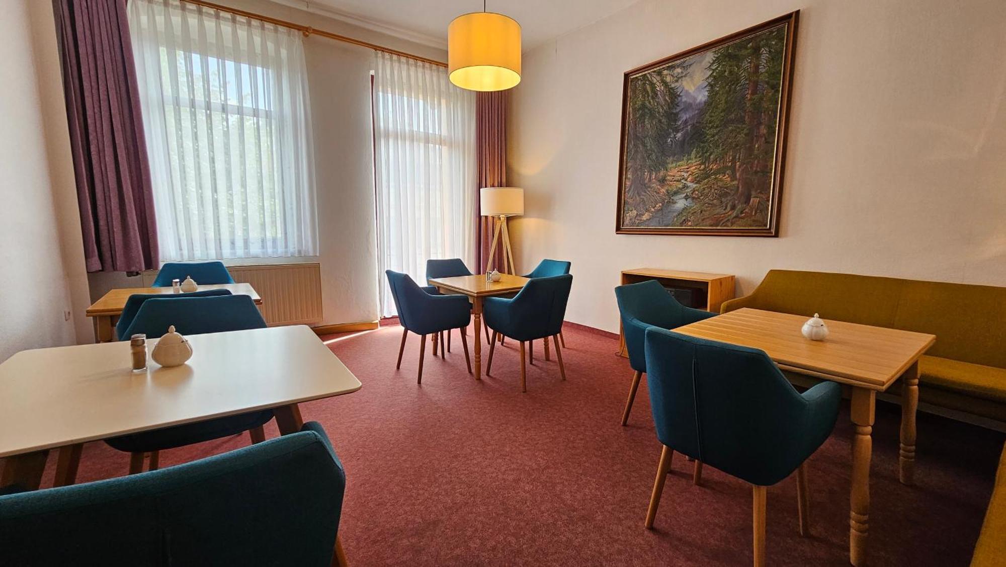 Pension Weisse Rose, Parkplatz, Fruehstueck, Wlan, Zentral Bad Elster Buitenkant foto