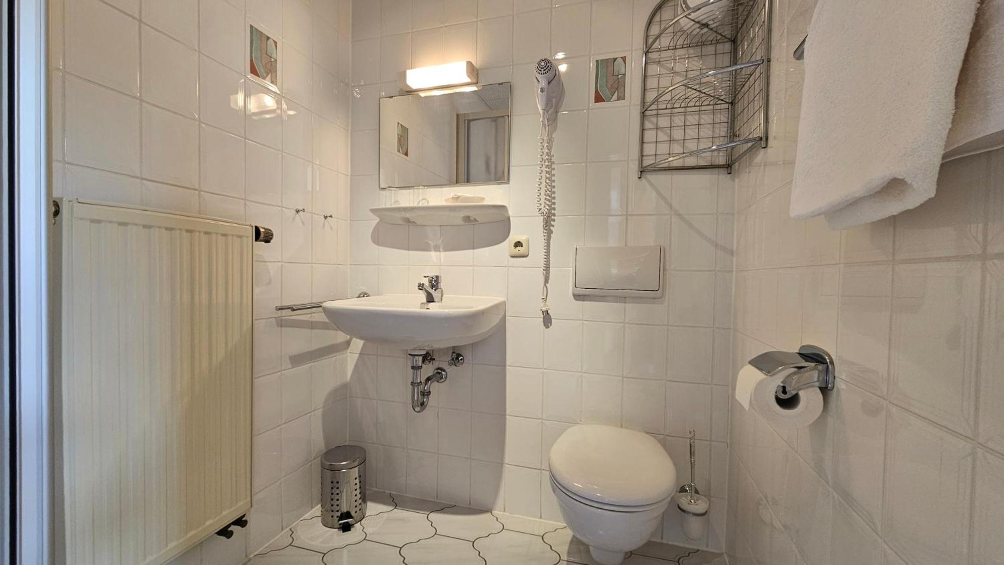 Pension Weisse Rose, Parkplatz, Fruehstueck, Wlan, Zentral Bad Elster Buitenkant foto